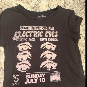 Hollister graphic baby tee